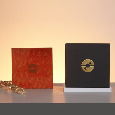Luminous Composite Packaging Magnetic Closure Paperboard Display Box Luxury Gift Packaging Boxes