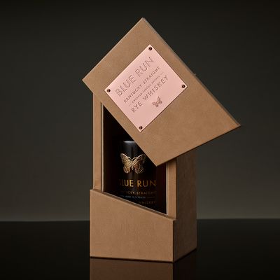 Custom Premium Wine Packaging Leather Box Unique Rotate Open Whiskey Wooden Heart Box With Window Metal Label