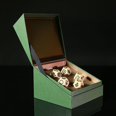 Custom Luxury Embossing Hot Stamping Rigid Cardboard Clamshell Box Green with Insert