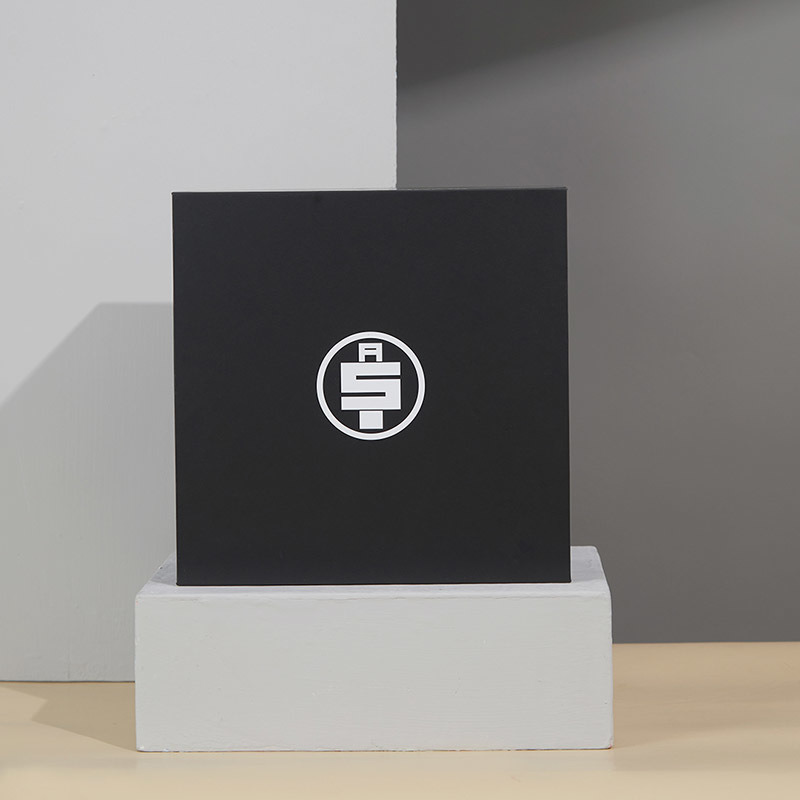 Luxury Matte Flip Top Electronic Product Packaging Clamshell Gift Packaging Box