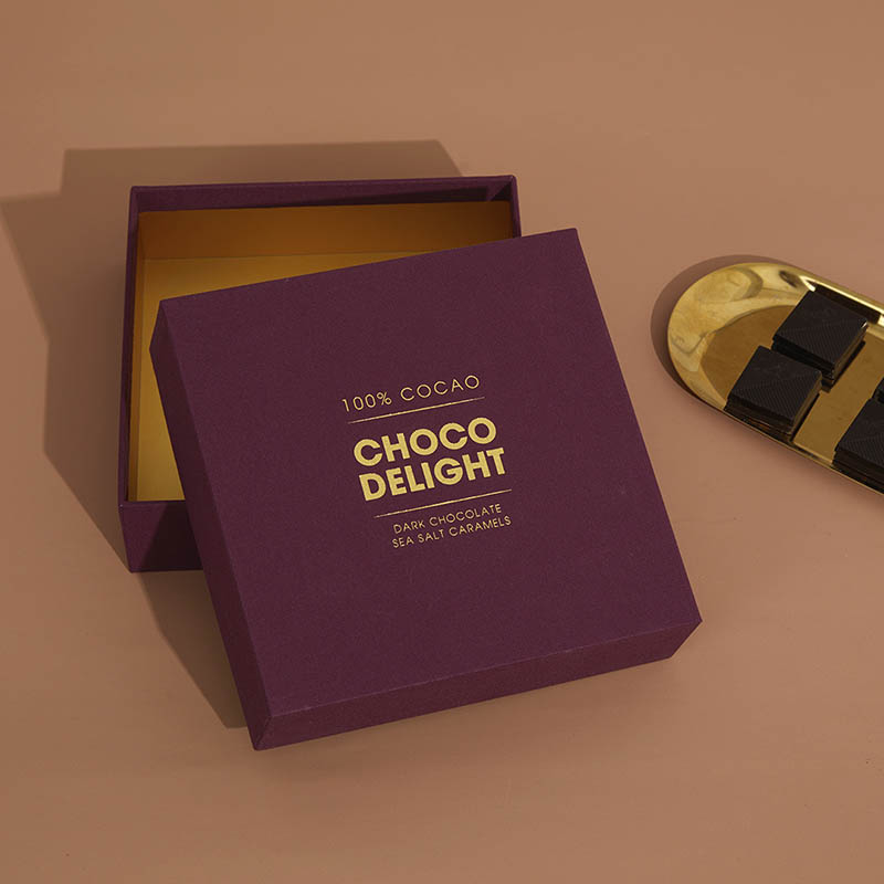 Gold Stamping Inner Paper Chocolate Gift Packaging Luxury Food Gift Top And Bottom Box