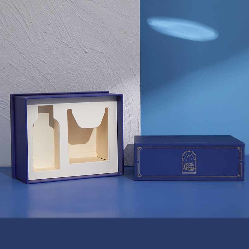 Recyclable Luxury Blue Paper Shoulder Rigid Wine Packing Gift Box EVA Insert Hot Stamping