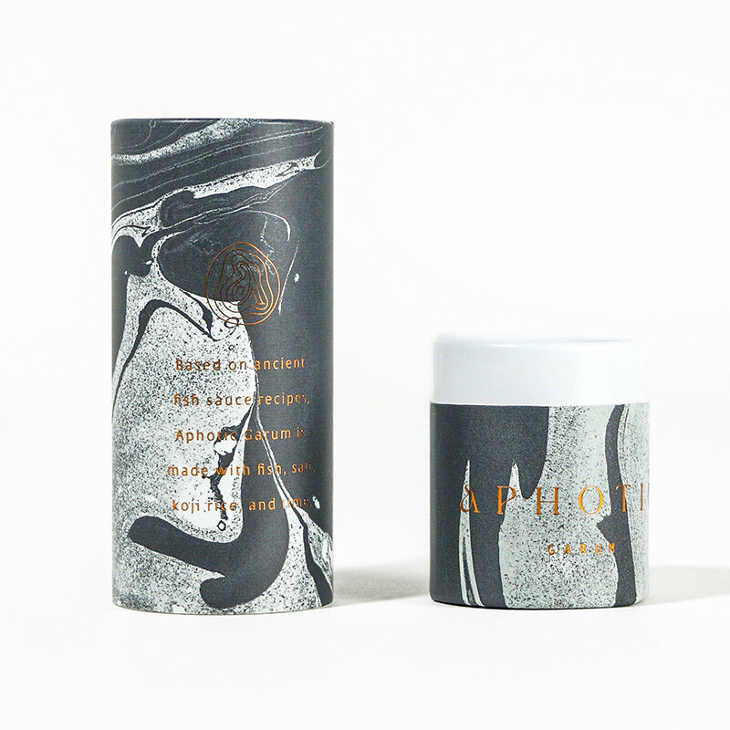 Custom Luxury Cardboard Packaging Cylinder Round Paper Tube Packaging Gift Box for Cosmetic Perfume Lip Gloss Tubes Tea Candy