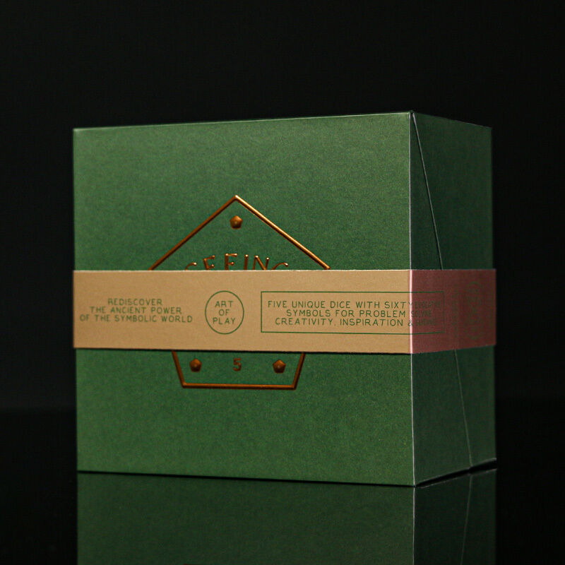 Custom Luxury Embossing Hot Stamping Rigid Cardboard Clamshell Box Green with Insert