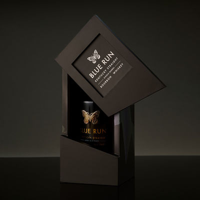 Antique Wooden Wine Packaging Box 750ml Capacity With 3D Raster Design